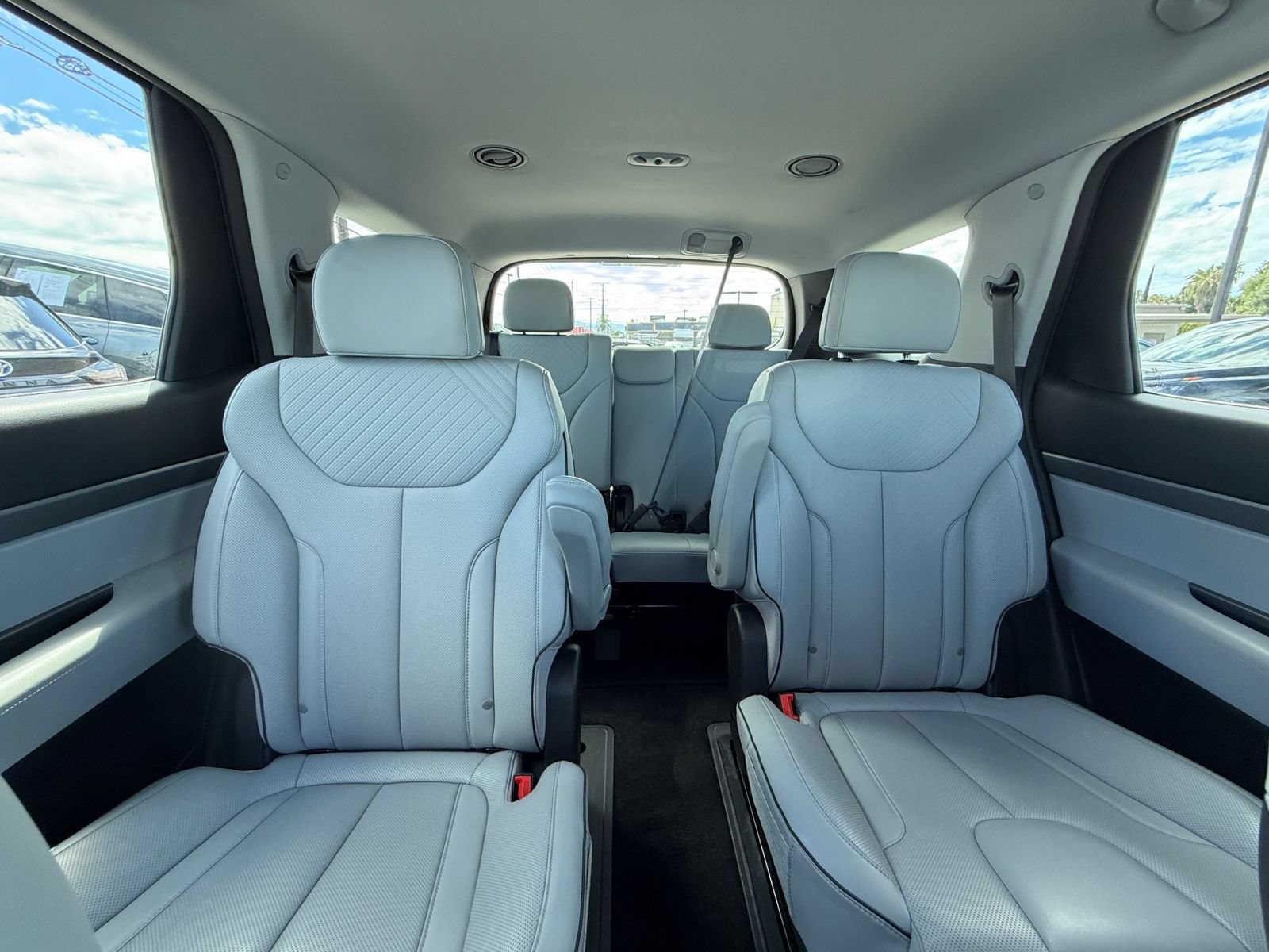 Used 2025 Hyundai Palisade SEL FWD image 40