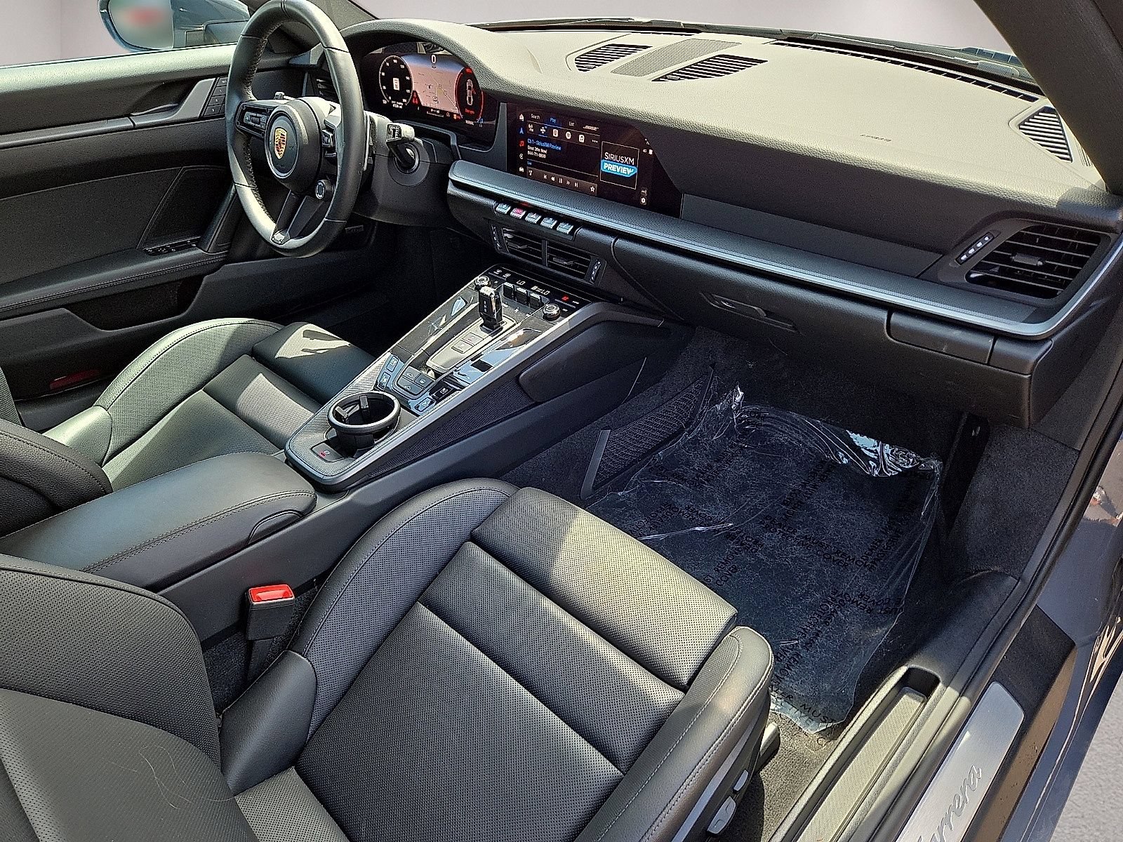 Used 2025 Porsche 911 Carrera RWD image 15