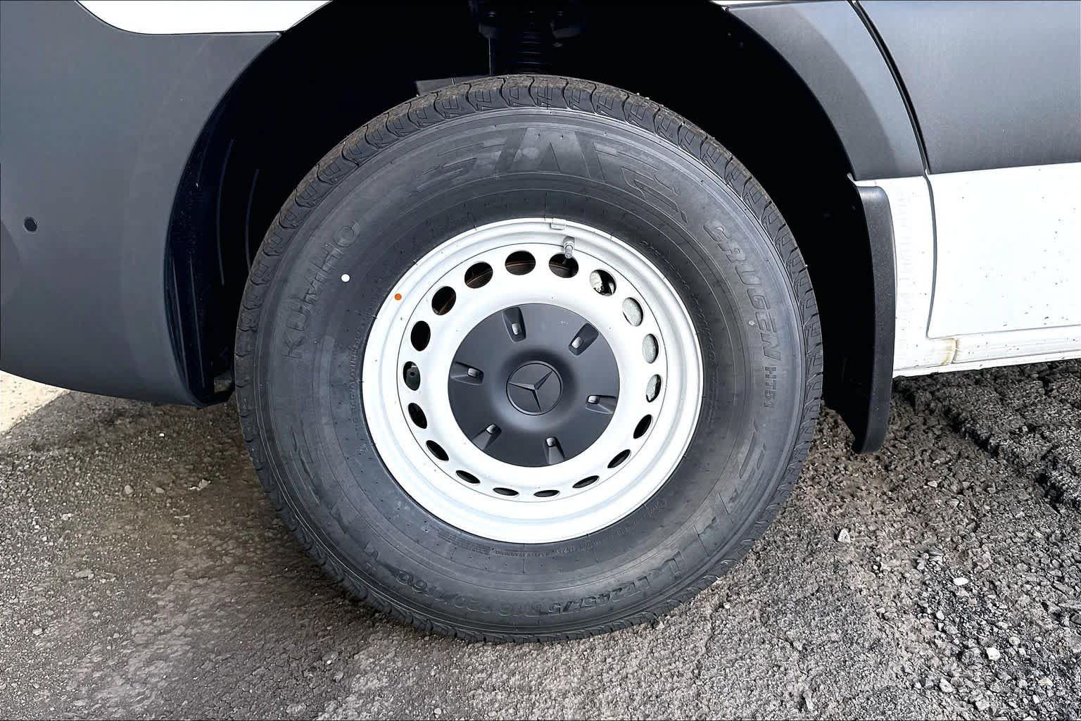New 2026 Mercedes-Benz Sprinter 2500 image 9