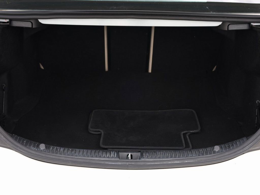 Used 2019 Mercedes-Benz C 300 Sedan w/ Premium Package image 8