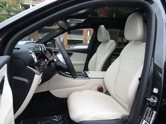 Used 2026 Mercedes-Benz GLC 300 4MATIC image 19