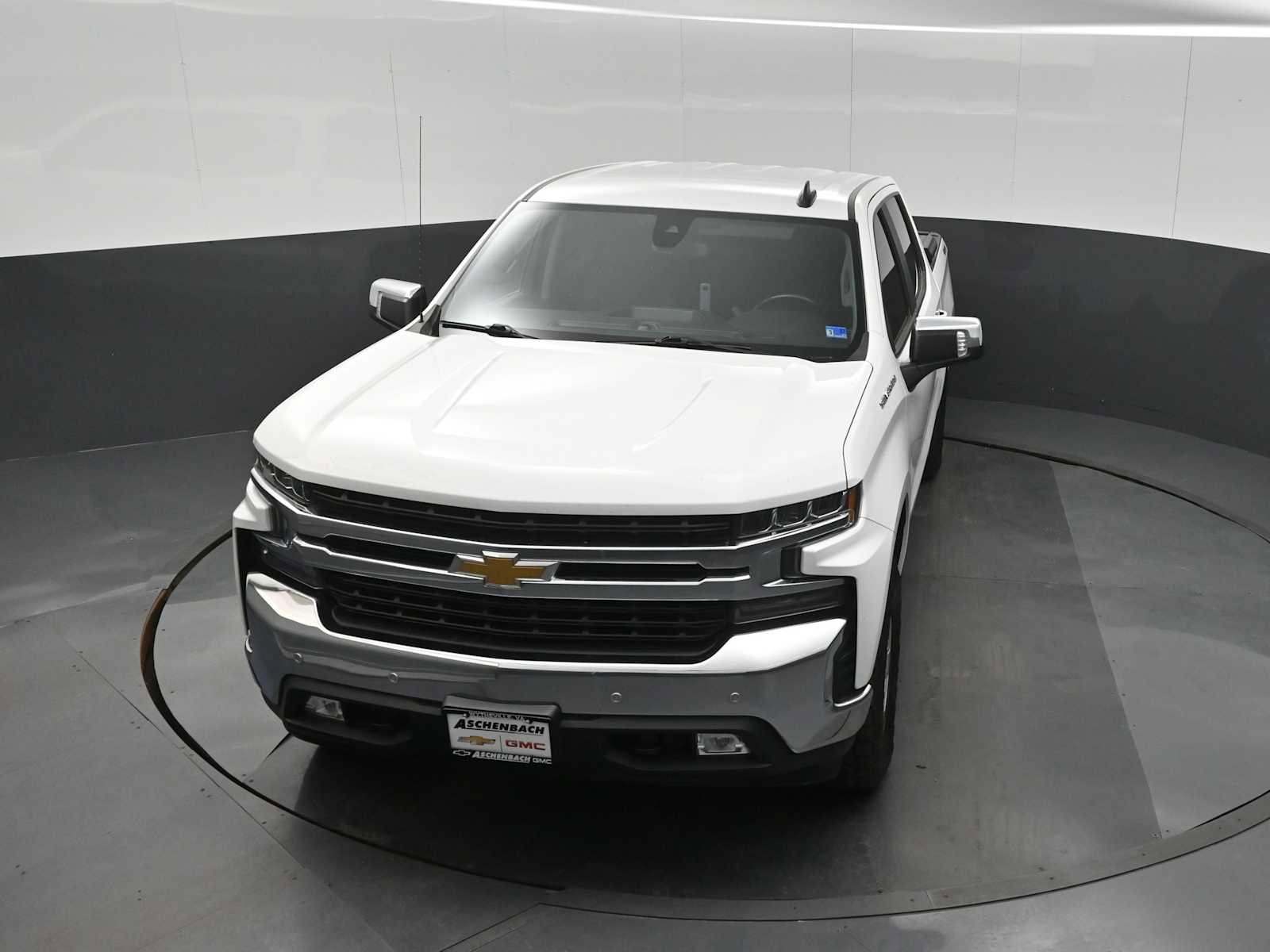 Used 2020 Chevrolet Silverado 1500 LT w/ Convenience Package image 11