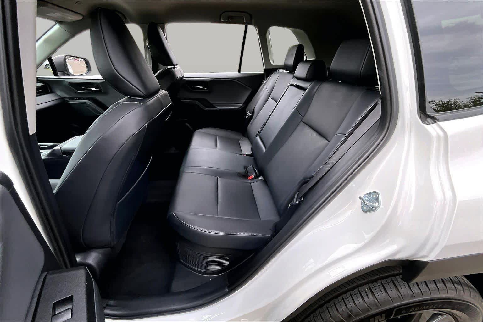 Used 2026 Toyota RAV4 XLE Premium AWD/4WD image 20