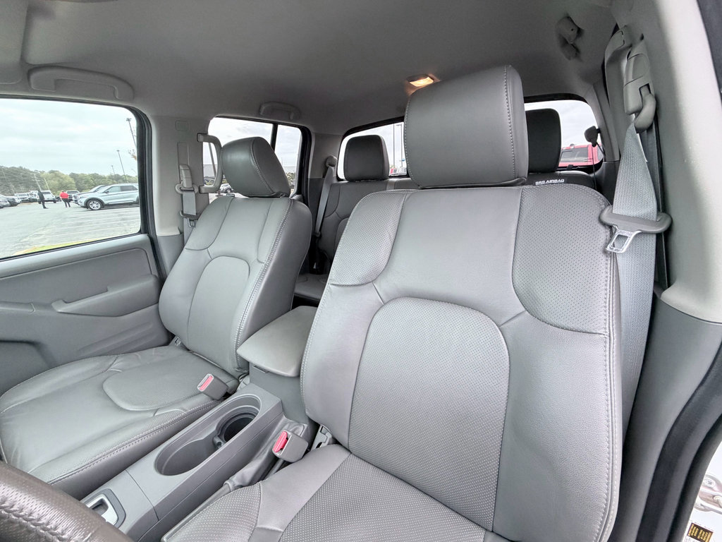 Used 2017 Nissan Frontier SL image 21