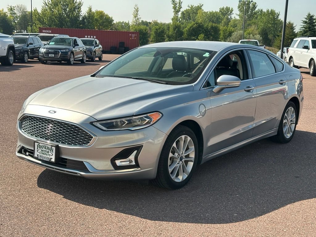 Used 2020 Ford Fusion Energi Titanium FWD image 4