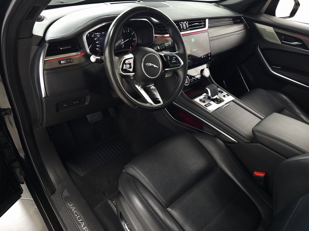 Certified 2022 Jaguar F-PACE S image 16