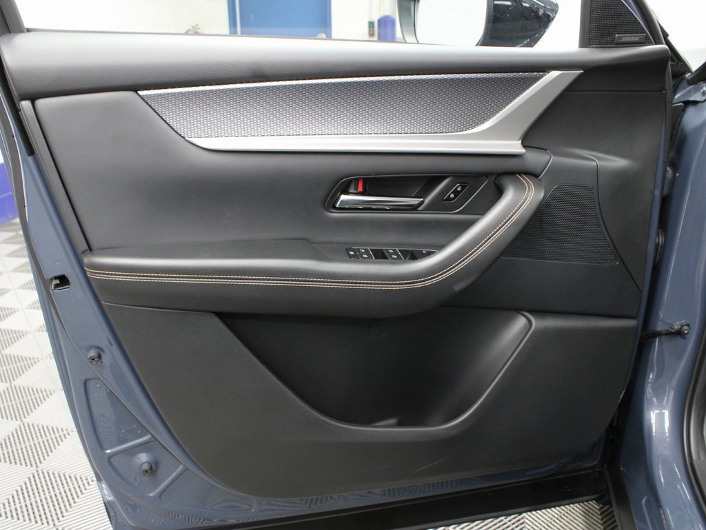 Used 2025 MAZDA CX-70 Plug-In Hybrid w/ Premium Pkg image 54