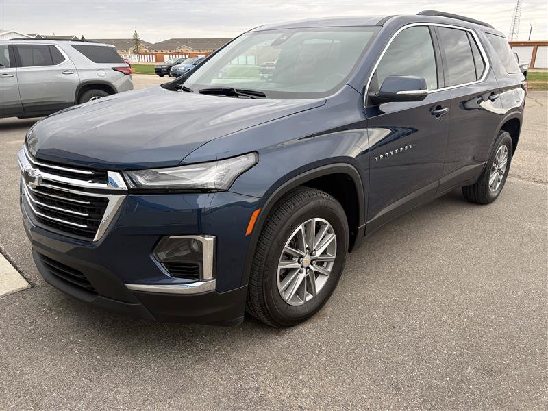Used 2023 Chevrolet Traverse LT w/ LPO, Floor Liner Package AWD/4WD image 2