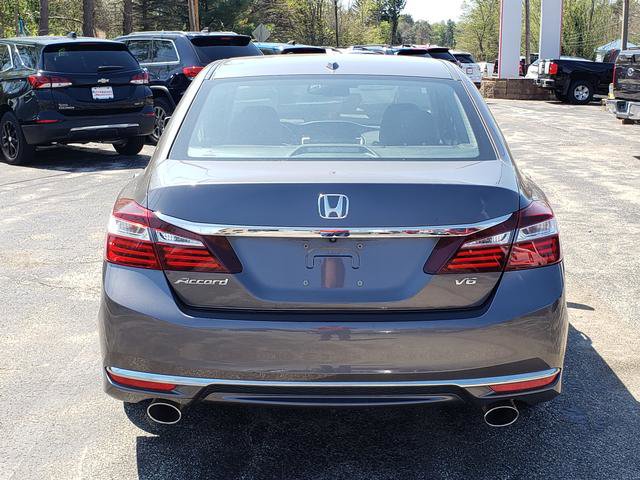 Used 2017 Honda Accord EX-L image 6