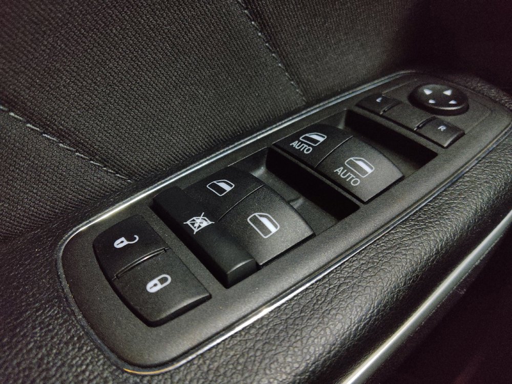 Used 2022 Dodge Charger SXT RWD image 27