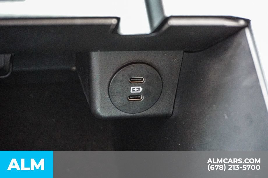 Used 2025 Ford Explorer ST-Line AWD/4WD image 47