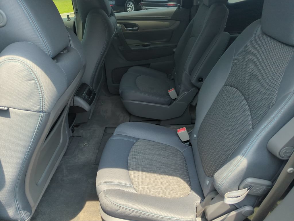 Used 2015 Chevrolet Traverse LT FWD image 27