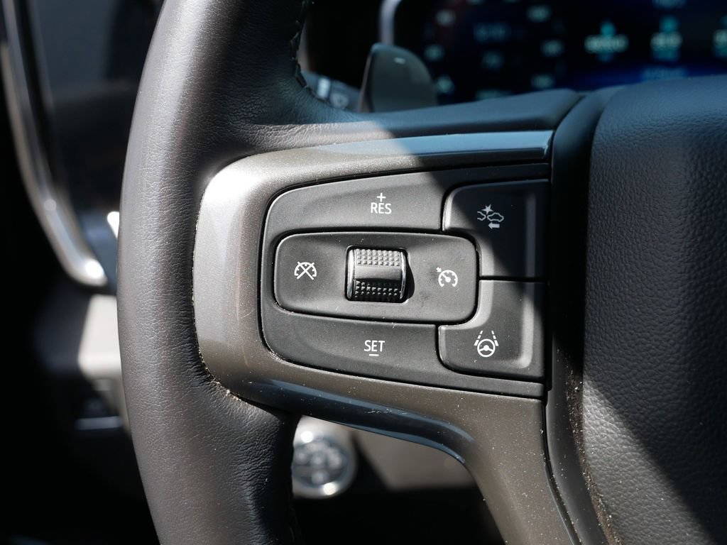 Used 2024 Chevrolet Silverado 1500 High Country w/ Technology Package AWD/4WD image 23