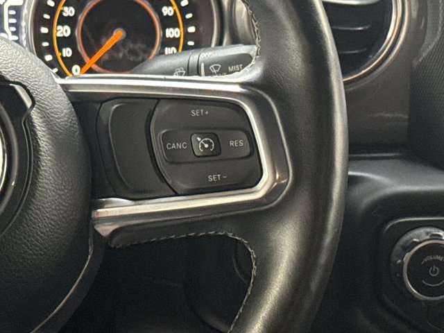 Used 2018 Jeep Wrangler Unlimited Sahara w/ Cold Weather Group AWD/4WD image 18