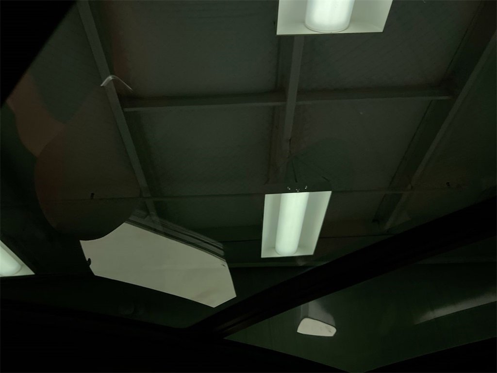 Used 2023 Genesis GV70 2.5T w/ Sport Prestige Package image 18