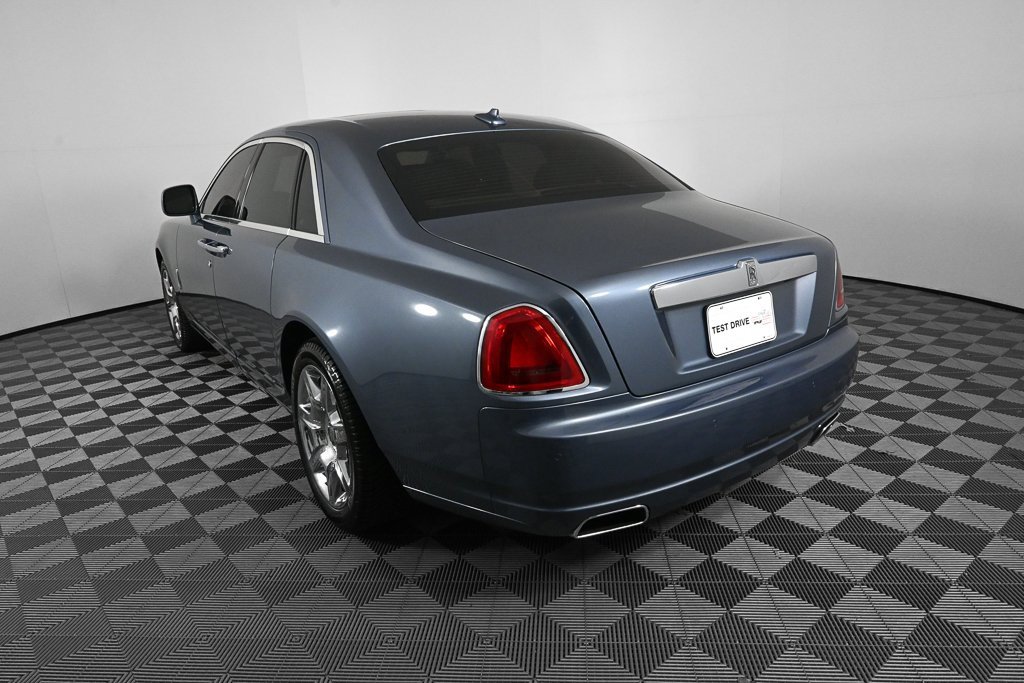 Used 2010 Rolls-Royce Ghost image 4