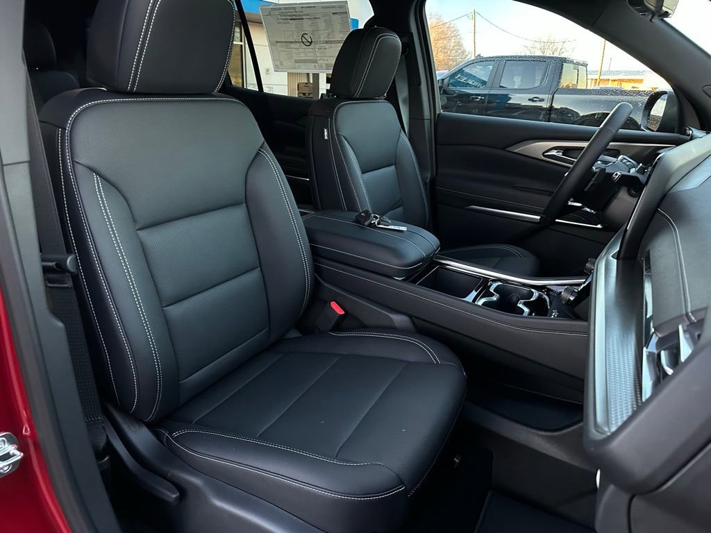 New 2026 Chevrolet Traverse LT w/ Enhanced Driving Package image 17