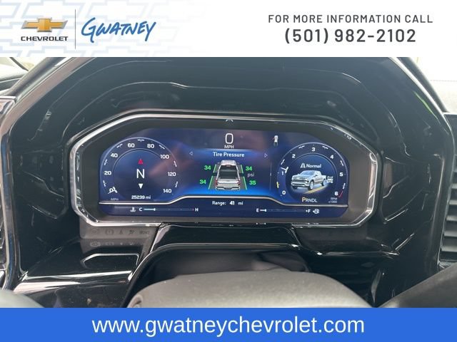 Used 2023 Chevrolet Silverado 1500 RST AWD/4WD image 16