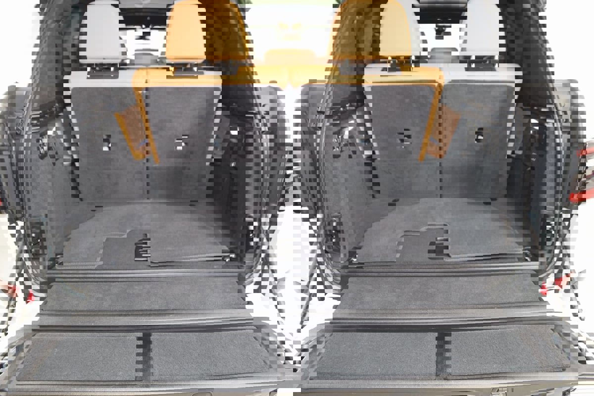 Used 2023 BMW X7 xDrive40i w/ M Sport Package image 59