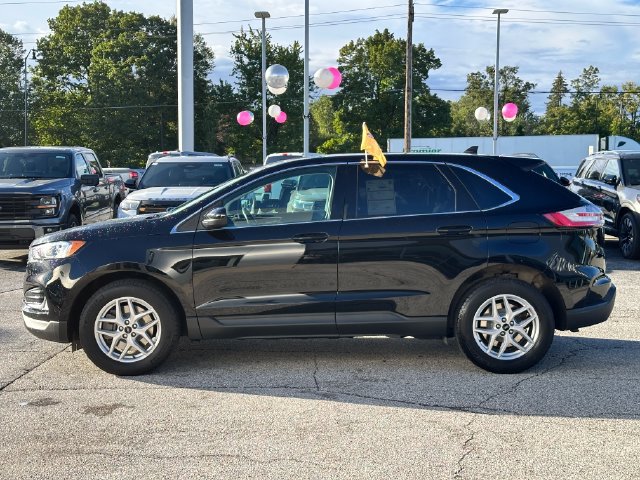 Certified 2023 Ford Edge SEL w/ Convenience Package AWD/4WD image 4