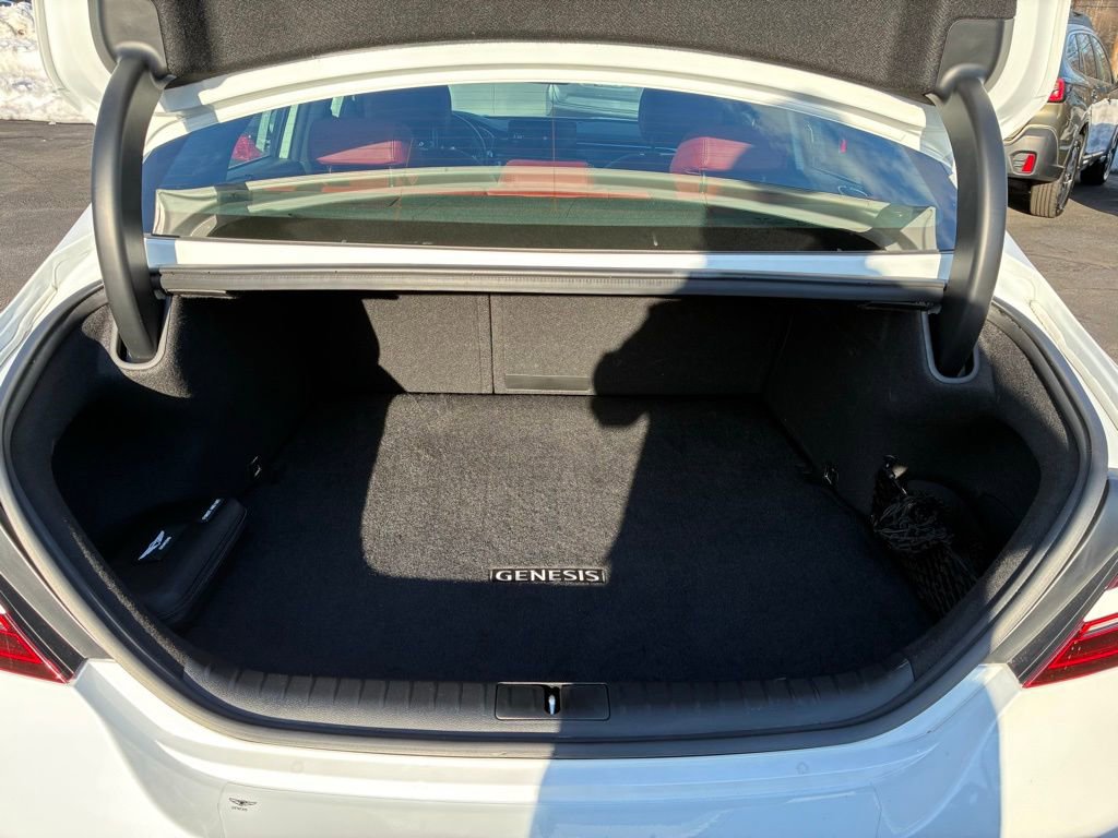 Used 2025 Genesis G70 3.3T Advanced image 12