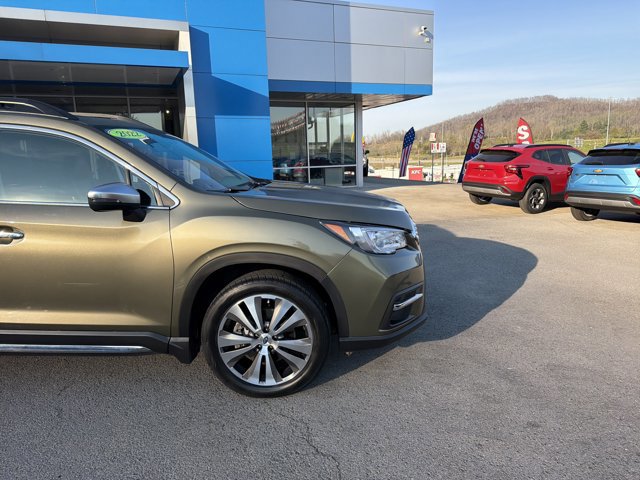 Used 2022 Subaru Ascent Touring w/ Popular Package #2A image 2