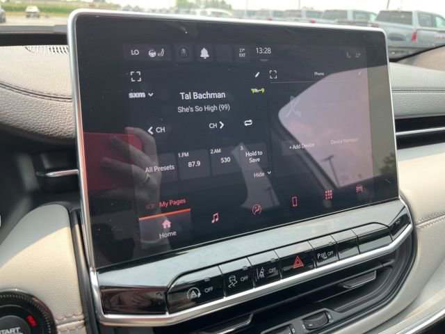 Used 2024 Jeep Compass Limited image 30