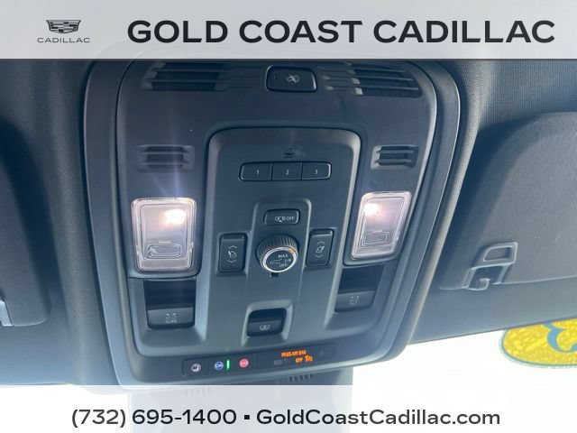Used 2023 Cadillac Escalade Premium Luxury AWD/4WD image 33