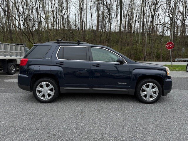 Used 2016 GMC Terrain SLE w/ Driver Alert Package I AWD/4WD image 4