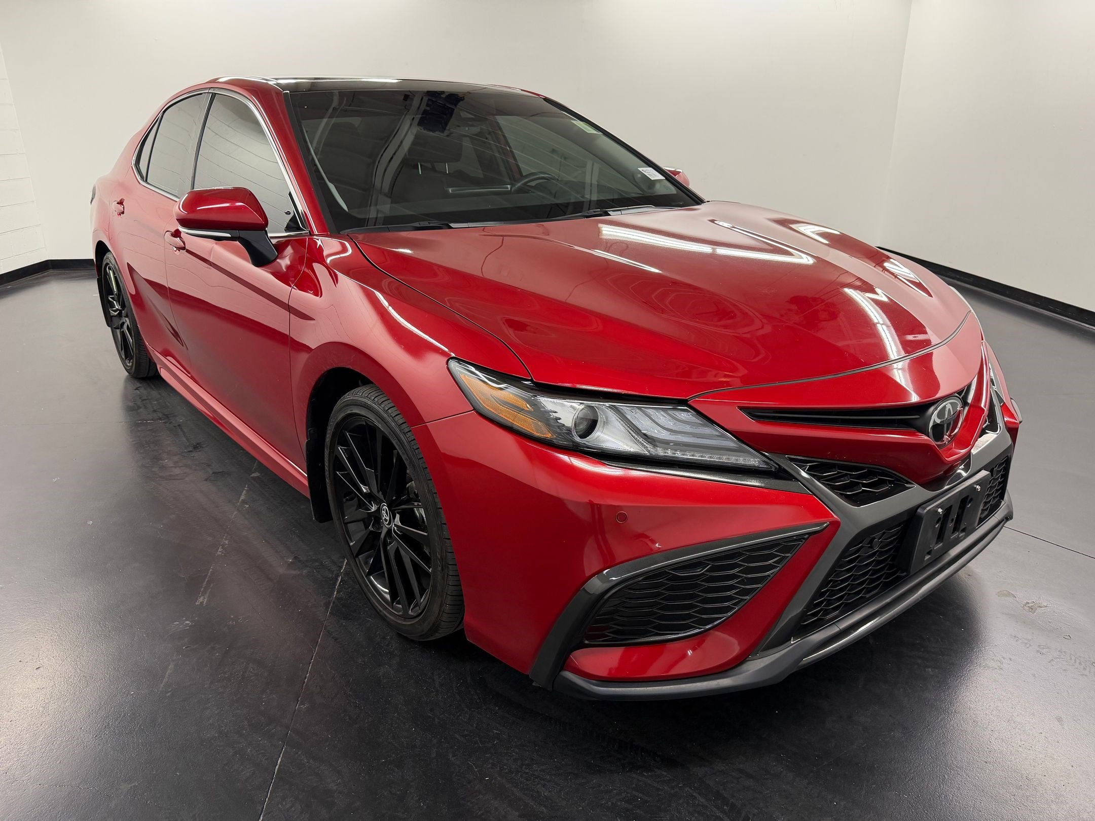 Used 2024 Toyota Camry XSE image 7