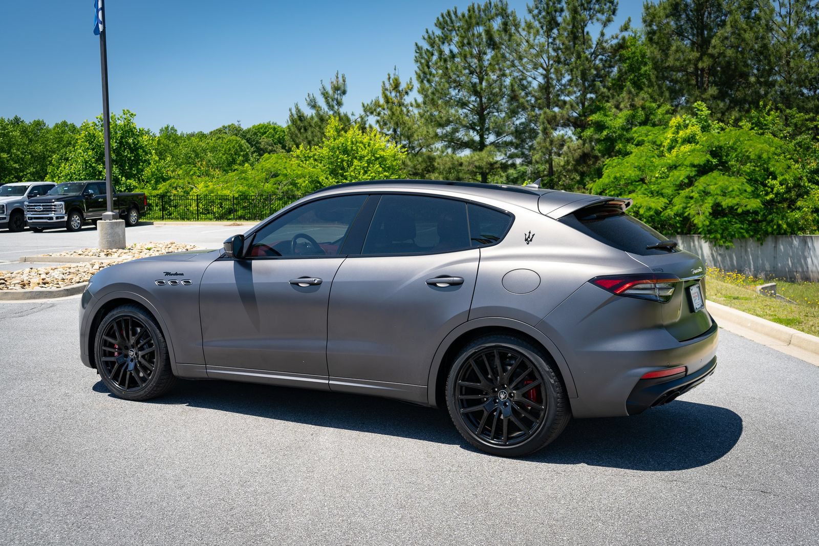 Used 2022 Maserati Levante Modena AWD/4WD image 16
