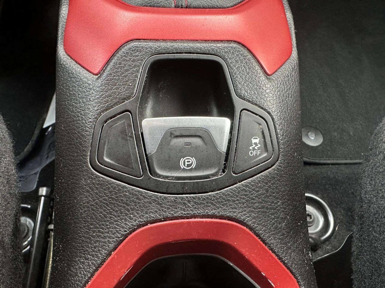 Used 2015 Jeep Renegade Trailhawk w/ Premium Leather Group AWD/4WD image 34