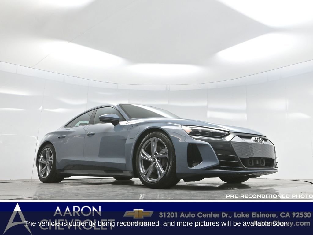 Used 2022 Audi e-tron GT Premium Plus image 2