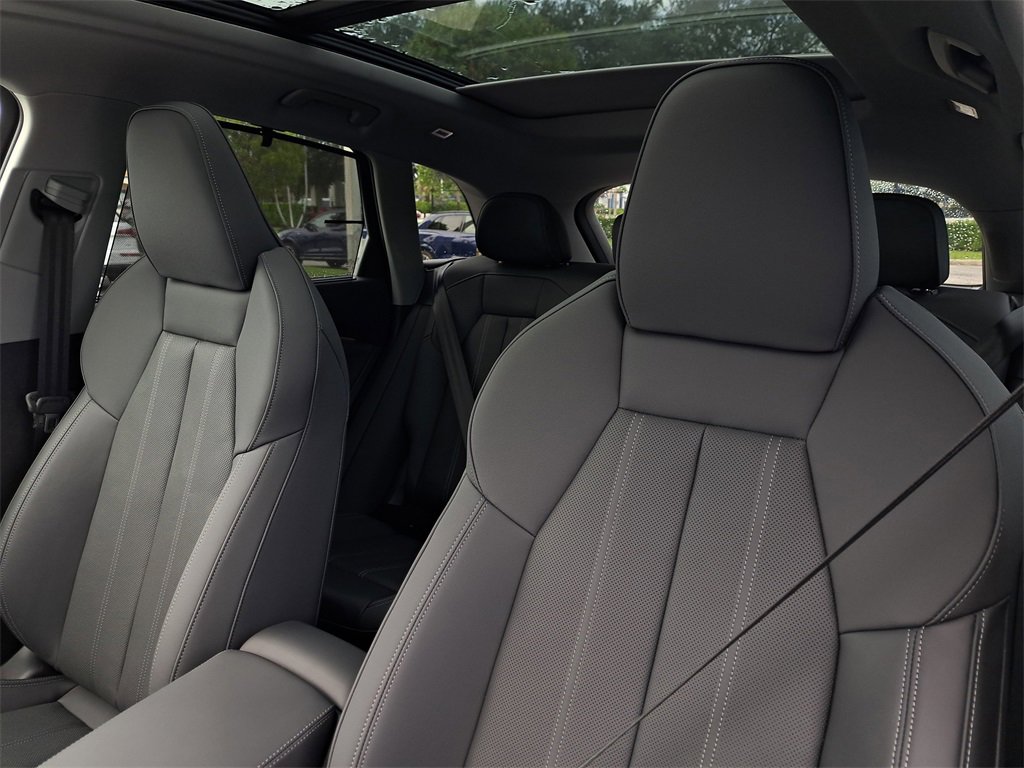 New 2025 Audi Q5 Premium Plus image 17