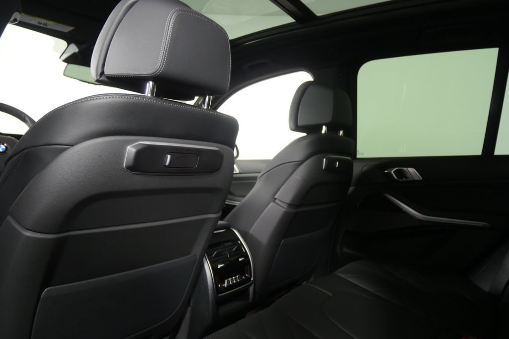 Certified 2026 BMW X5 xDrive40i AWD/4WD image 17