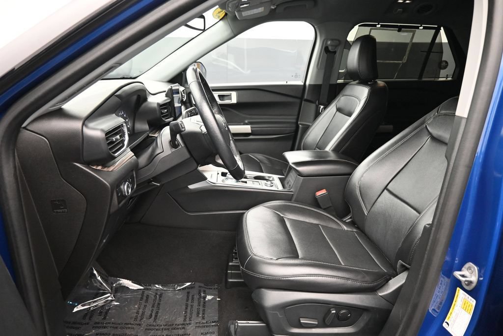 Used 2023 Ford Explorer Limited AWD/4WD image 20