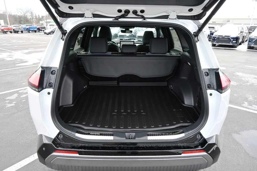 New 2026 Toyota RAV4 XSE image 7