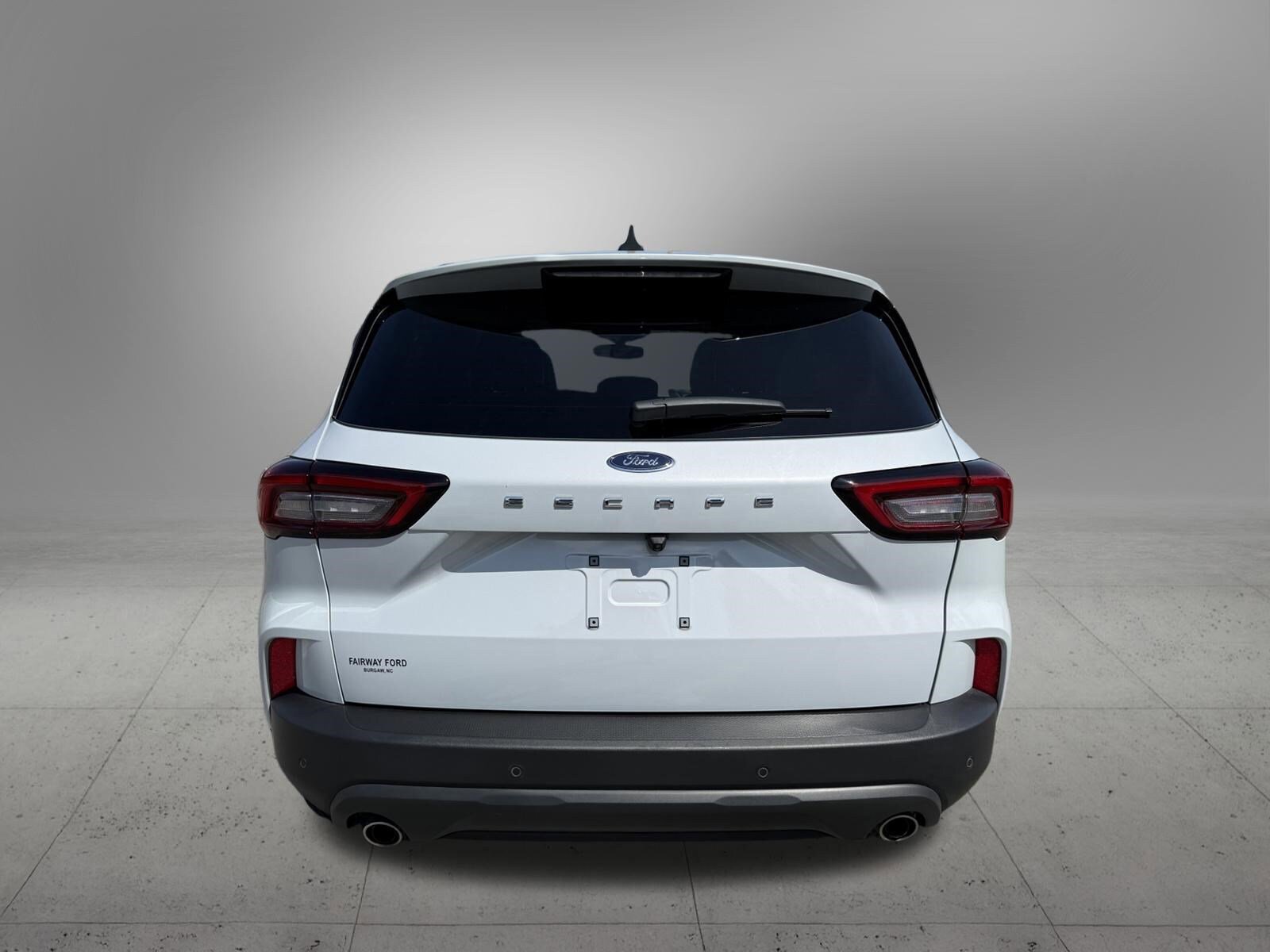Used 2025 Ford Escape ST-Line w/ Tech Pack #1 FWD image 8