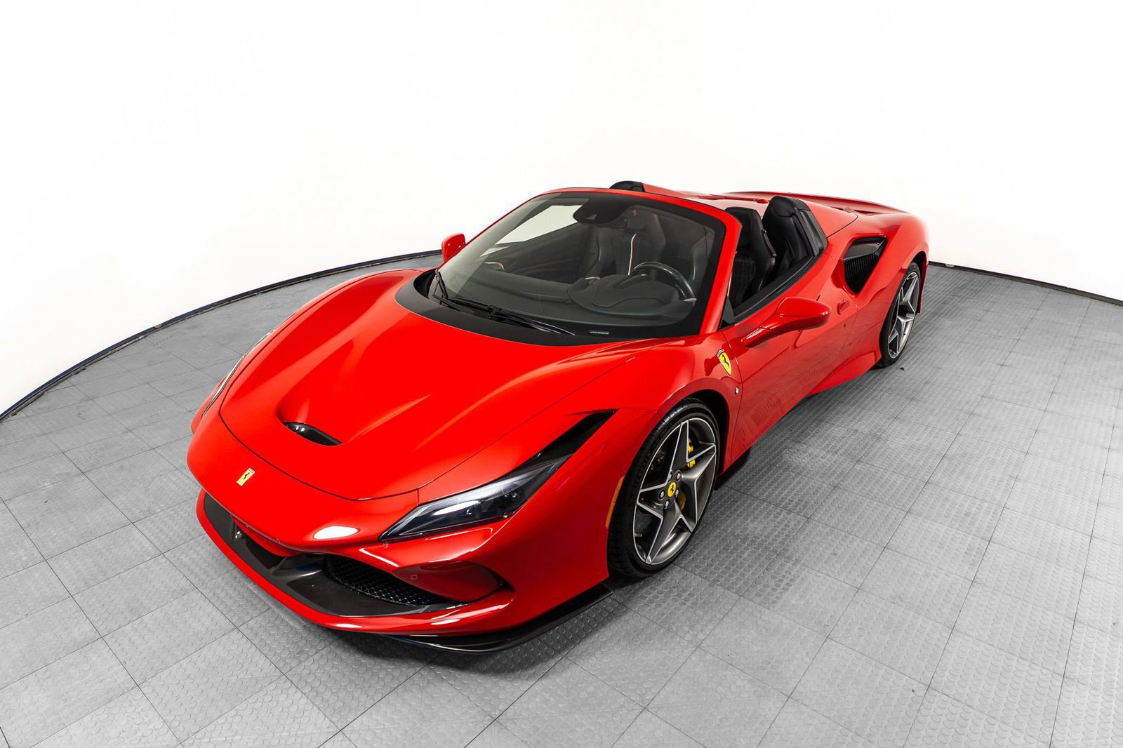 Certified 2021 Ferrari F8 Tributo Base image 2