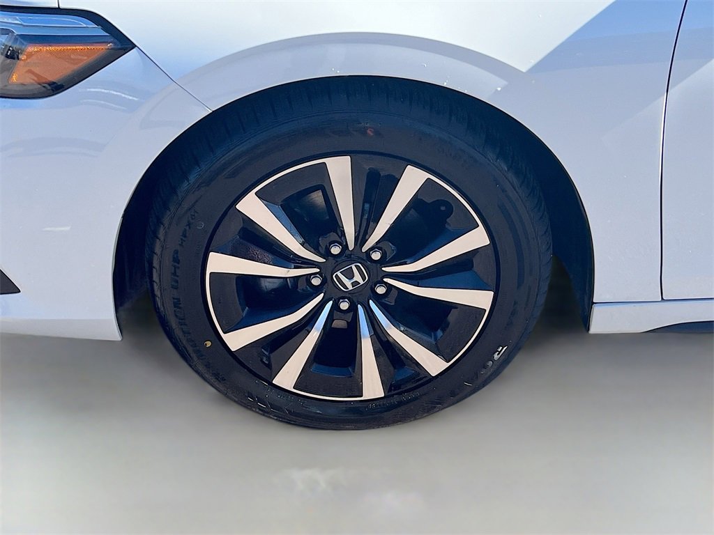 Used 2024 Honda Civic EX-L image 30