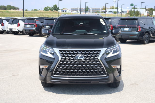Used 2023 Lexus GX 460 Premium AWD/4WD image 3