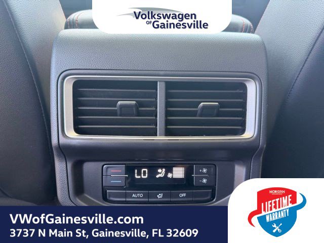 Used 2024 Volkswagen Atlas Peak Edition SEL image 15