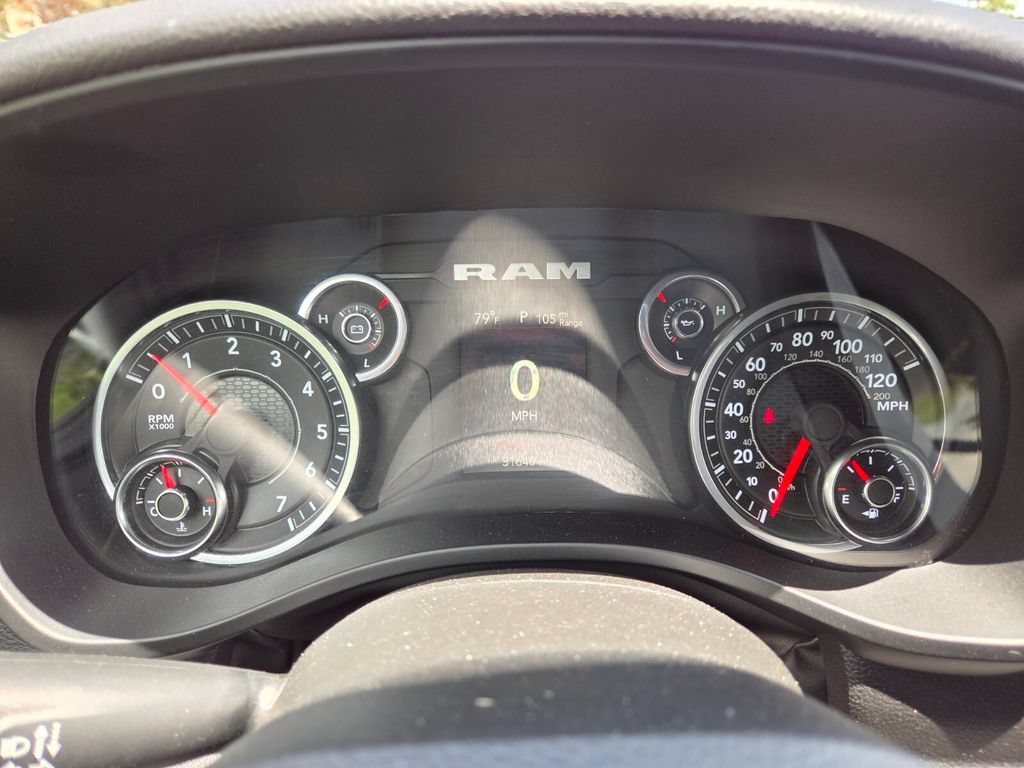 Used 2024 RAM 1500 Big Horn AWD/4WD image 29