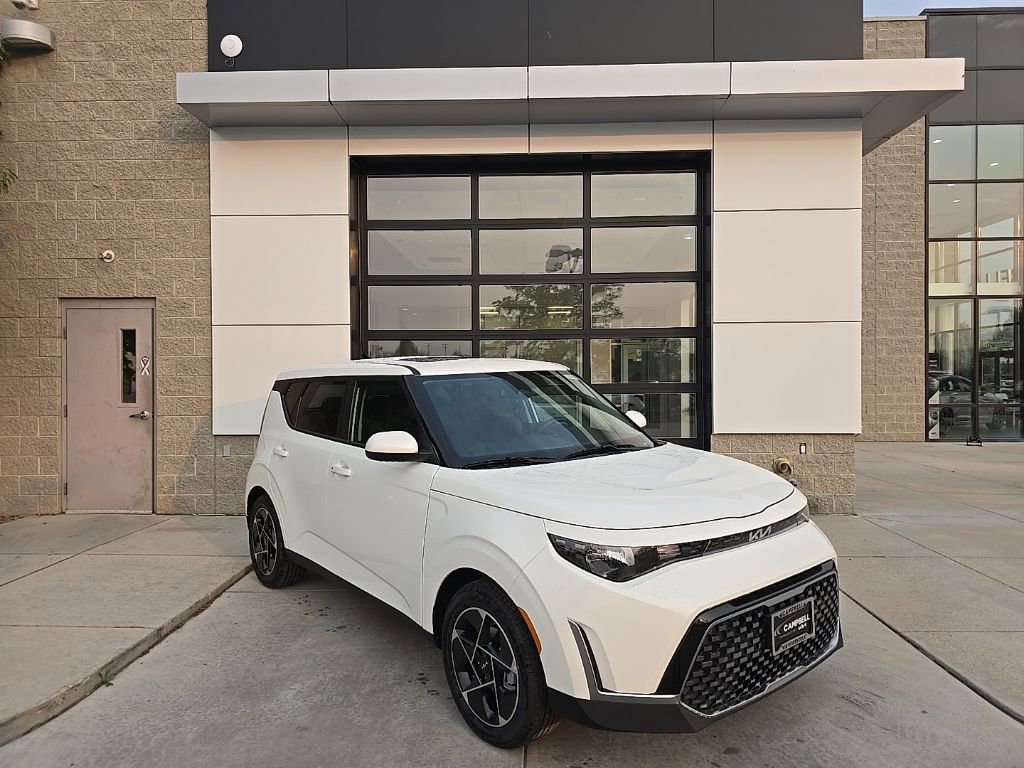 New 2025 Kia Soul EX image 1