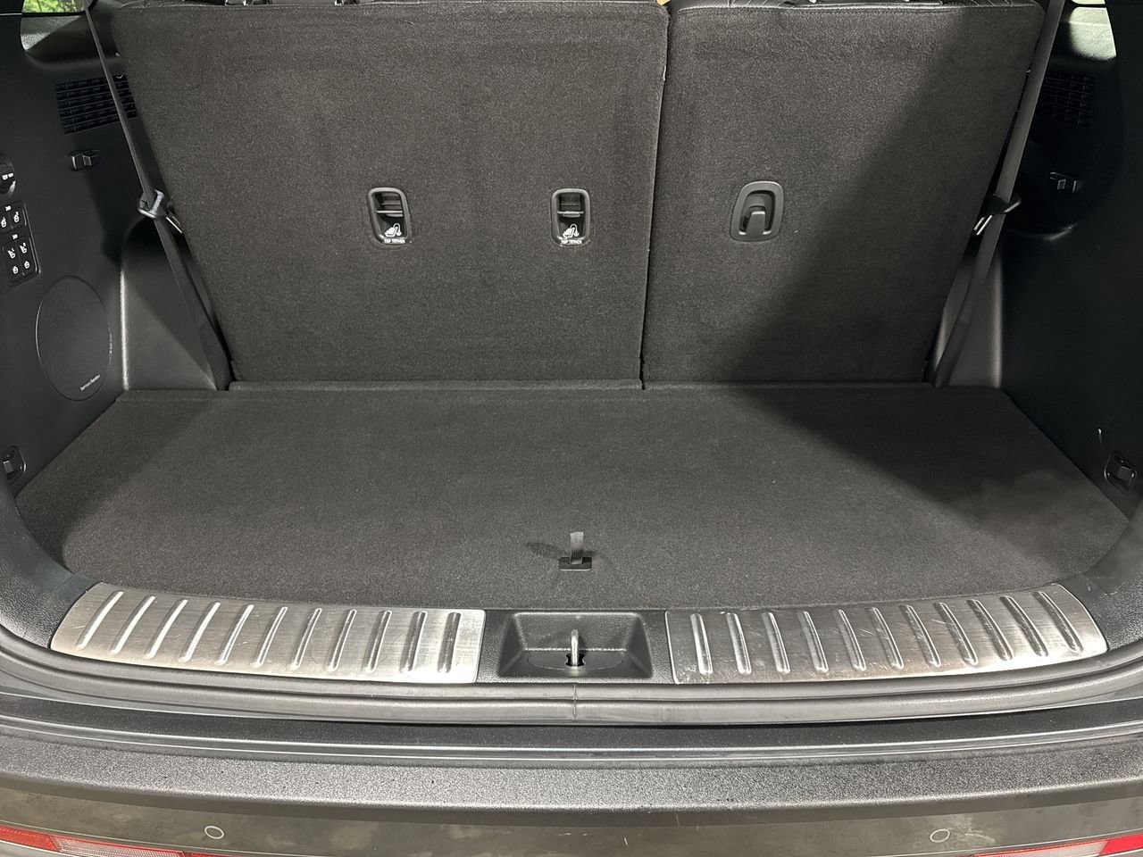 Used 2023 Hyundai Palisade Calligraphy w/ Cargo Package image 33