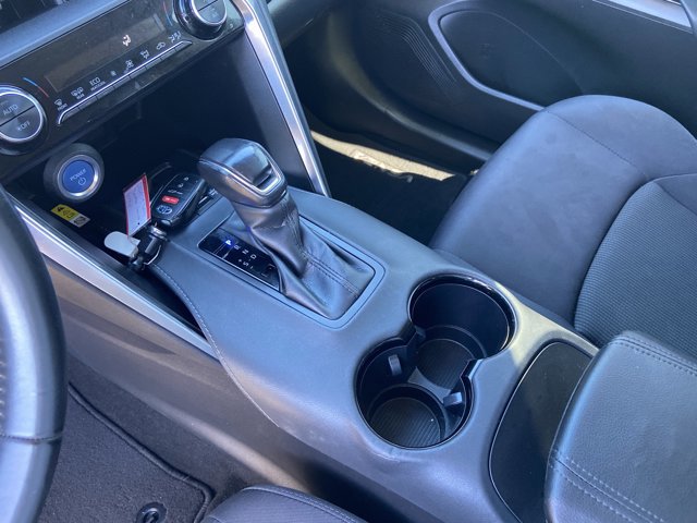 Used 2021 Toyota Venza LE image 24