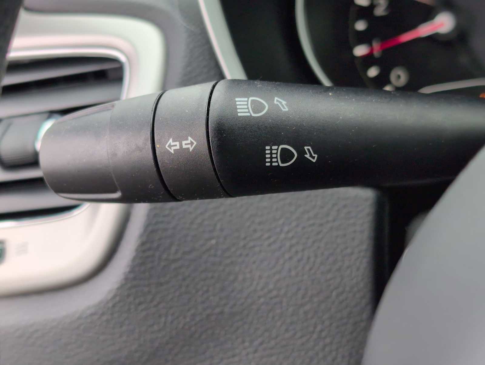 Used 2019 Jeep Compass Sport w/ Tech Group image 26