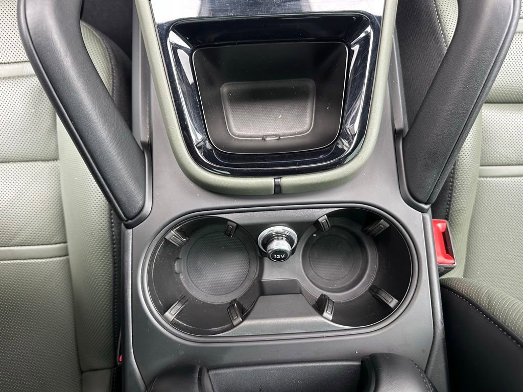 Certified 2025 Porsche Cayenne S image 29