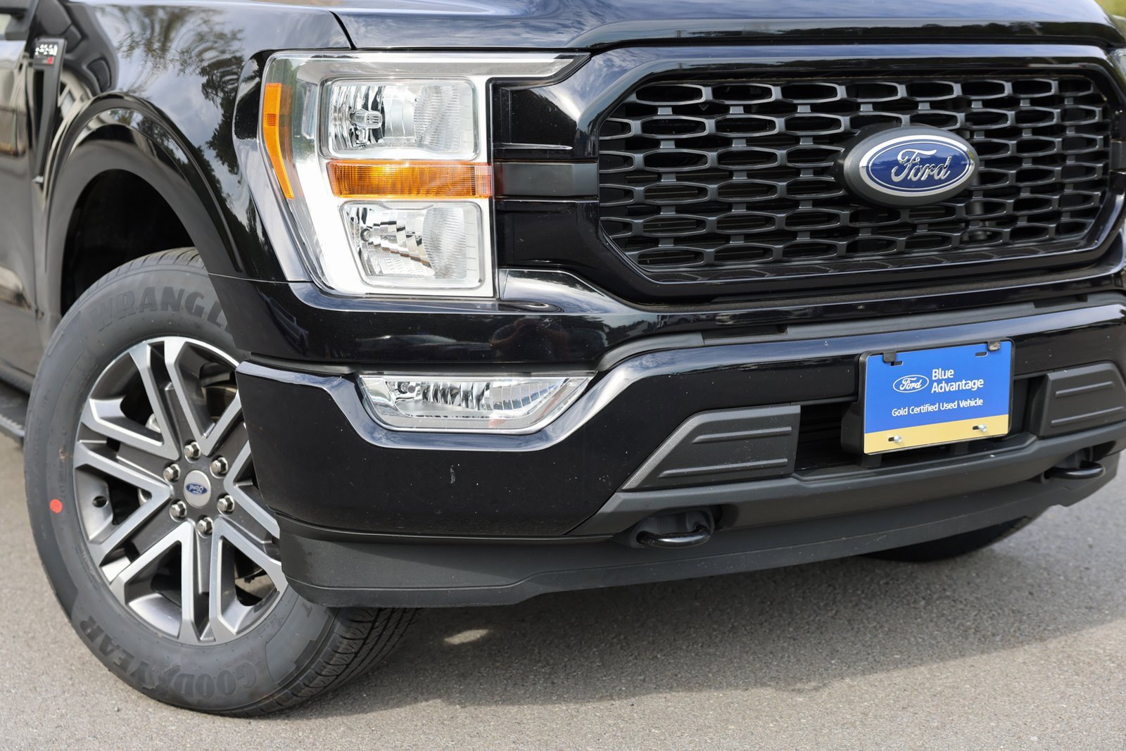 Certified 2022 Ford F150 XL w/ STX Appearance Package image 36