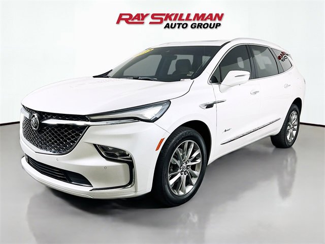 Used 2023 Buick Enclave Avenir w/ Avenir Technology Package image 3